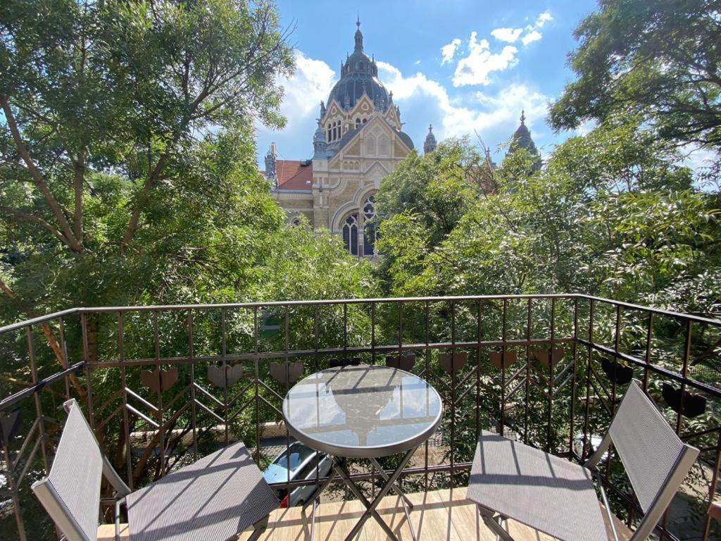 Synagoge View Loft Bestern Szeged Luaran gambar
